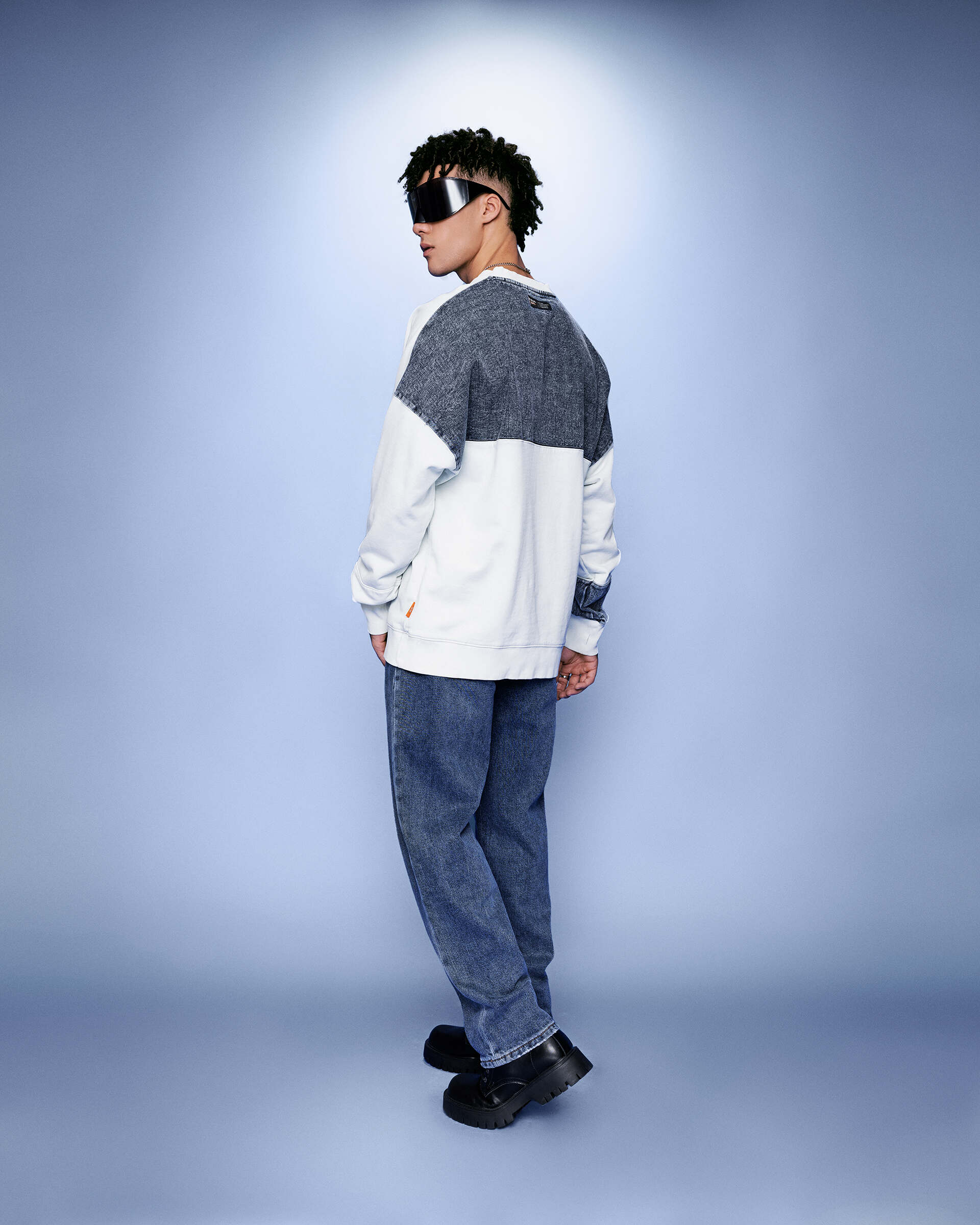 STRACCI Half Denim Round Neck