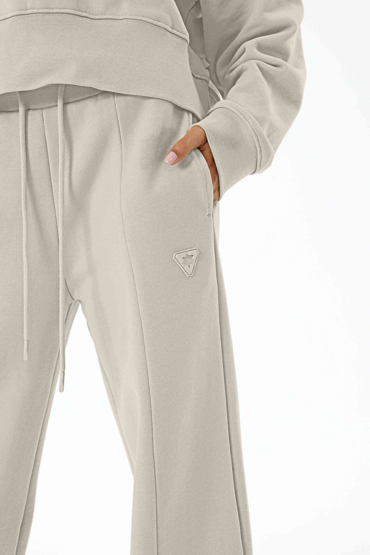 25# Arrows Women's Sweatpants Flare Leg