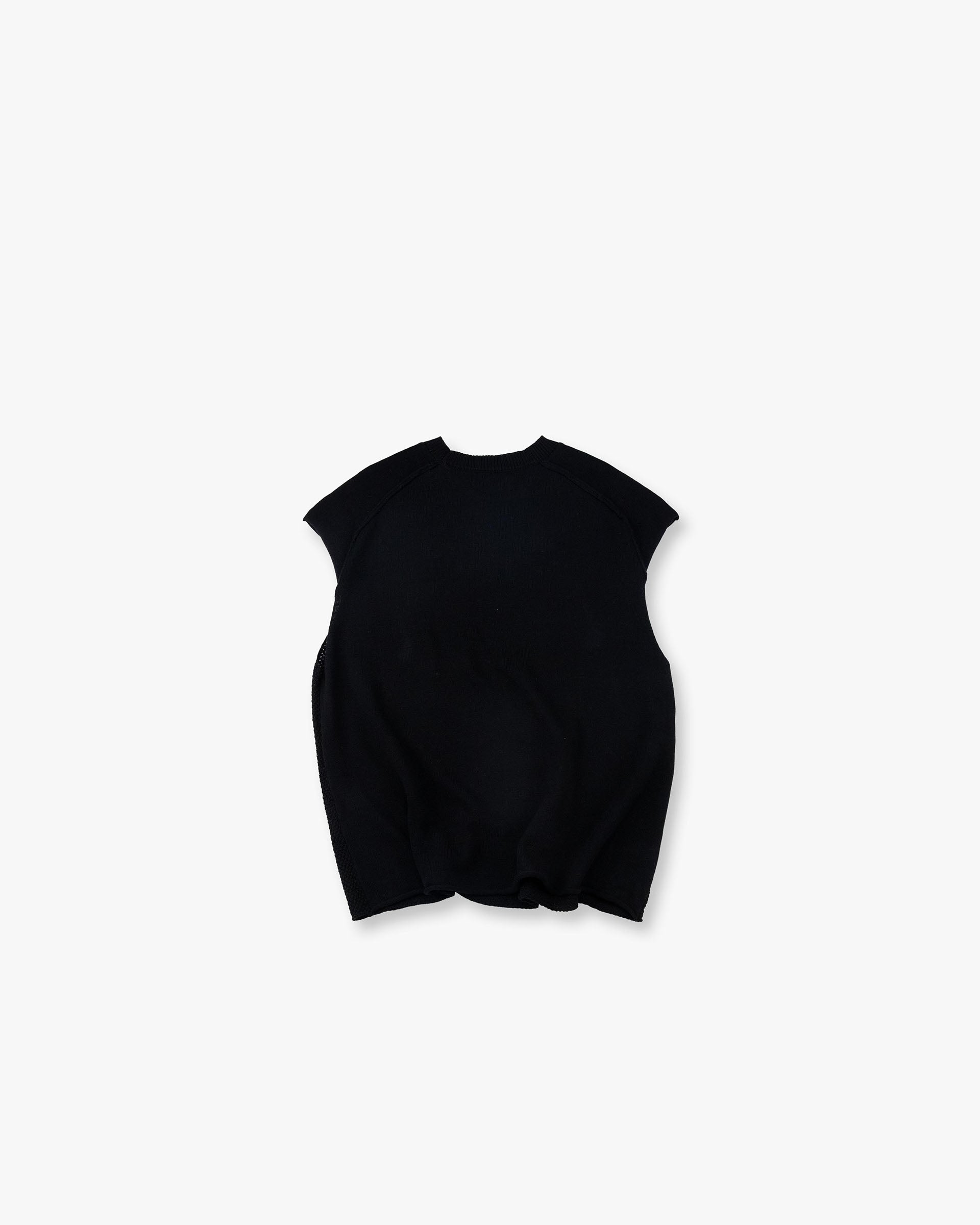 STR Frayed Knit Sleeveless Sweater