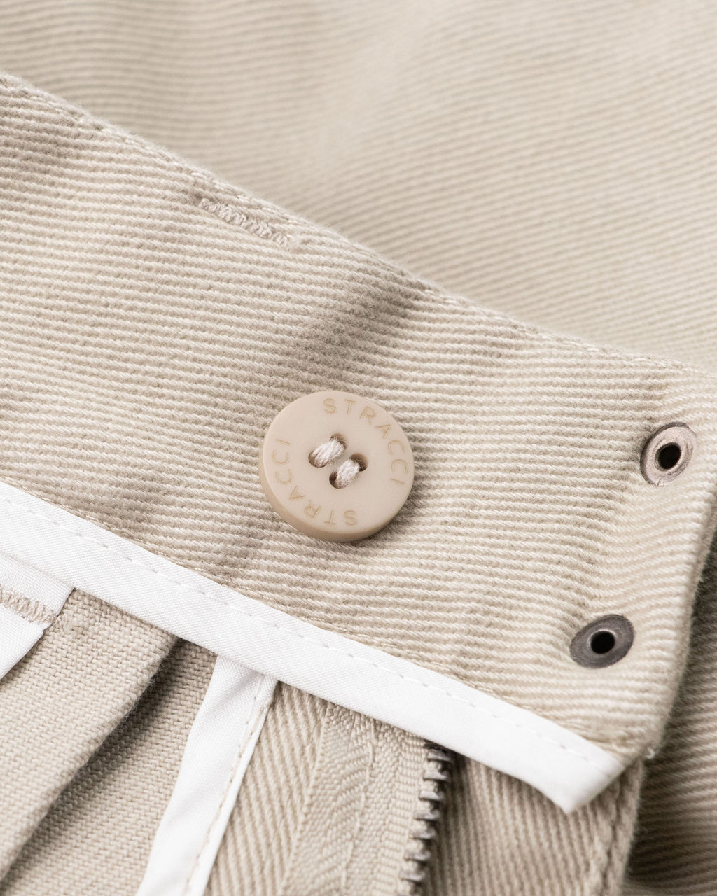 STR Buckle Waist Twill Pants
