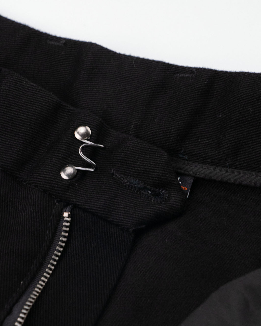 STR Buckle Waist Twill Pants